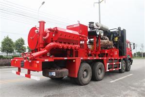 YLC105-1490 fracturation Truck